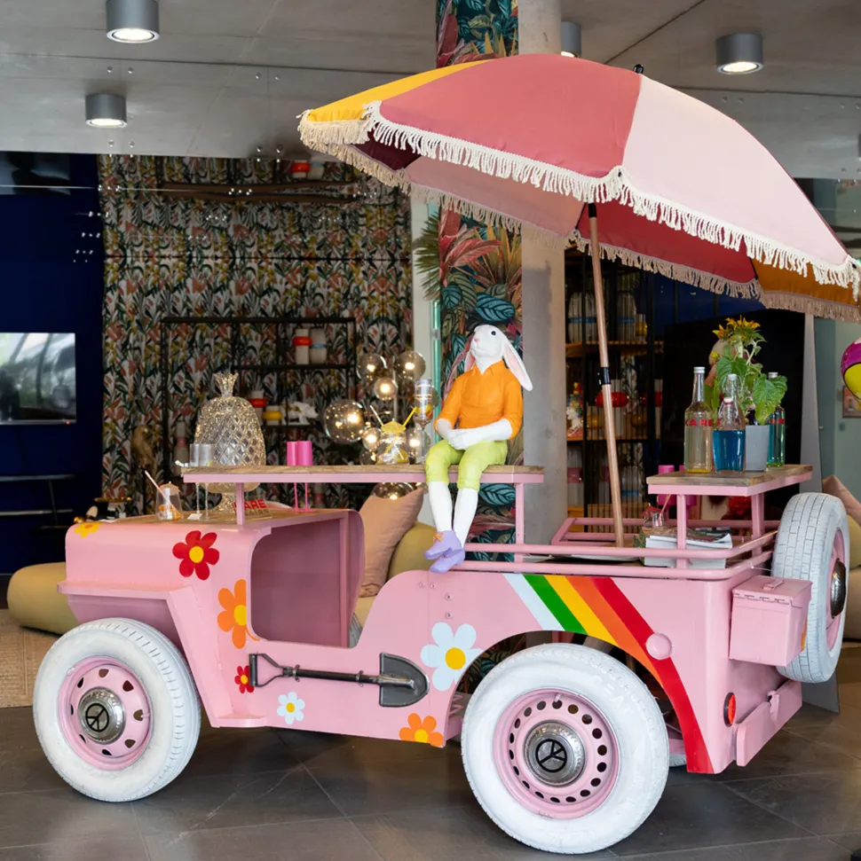 Bar Flower Power Car 241cm