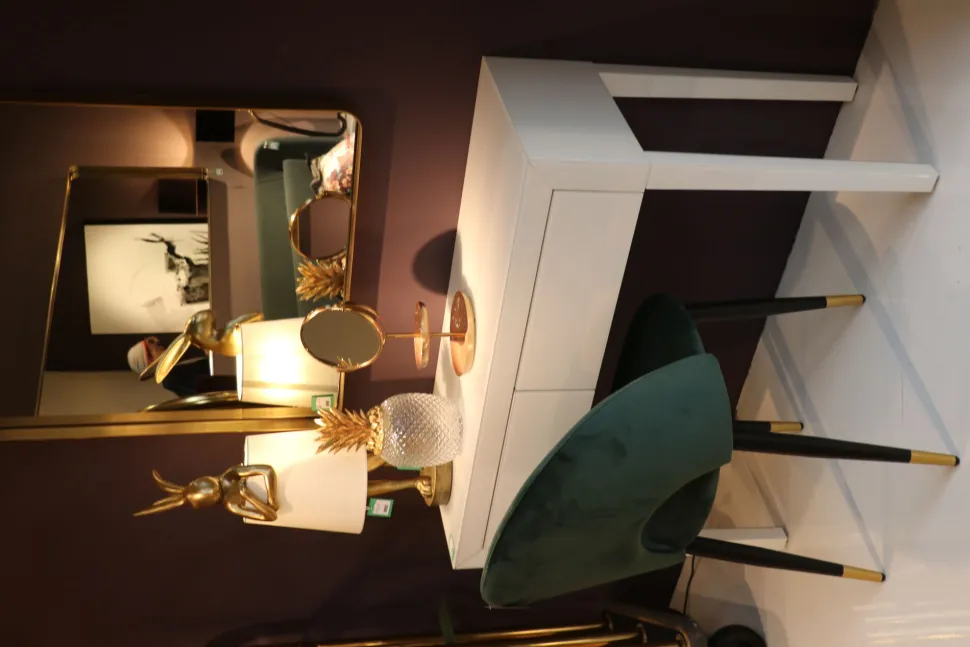 Stuhl Iris Velvet Grün